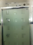 douche de la salle de douche n° 2